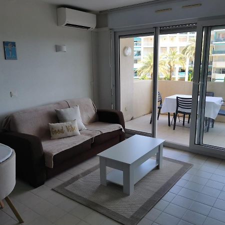 Apartamento Antibes Les Pins 2 Pieces Vue Mer Piscine Parking Exterior foto